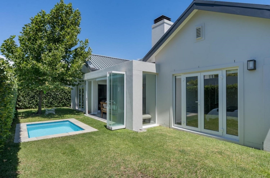To Let 3 Bedroom Property for Rent in Val De Vie Estate Western Cape